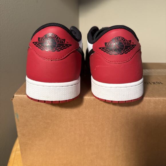 Size 13 - Air Jordan 1 Retro OG Low Black Toe - Picture 4 of 7